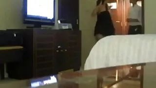 குக்கன் இளம் தோல் ஆபாச அண்டை இரண்டு குஞ்சுகள்
