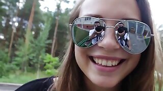 பிக்டெயில்களுடன்